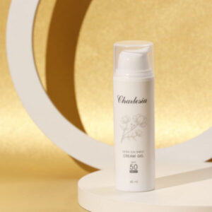 Charlesia Extra Sun Shield Cream Gel SPF50 PA+++ (ครีมกันแดด ชาร์ลีเซีย เอ็กซ์ตร้า ซัน ชีลด์ ครีม เจล เอสพีเอฟ 50 พีเอ+++)